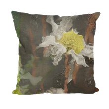 Load image into Gallery viewer, Daisy Throw Pillows
