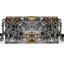 Load image into Gallery viewer, Shimmering Feathers Evening Bag
