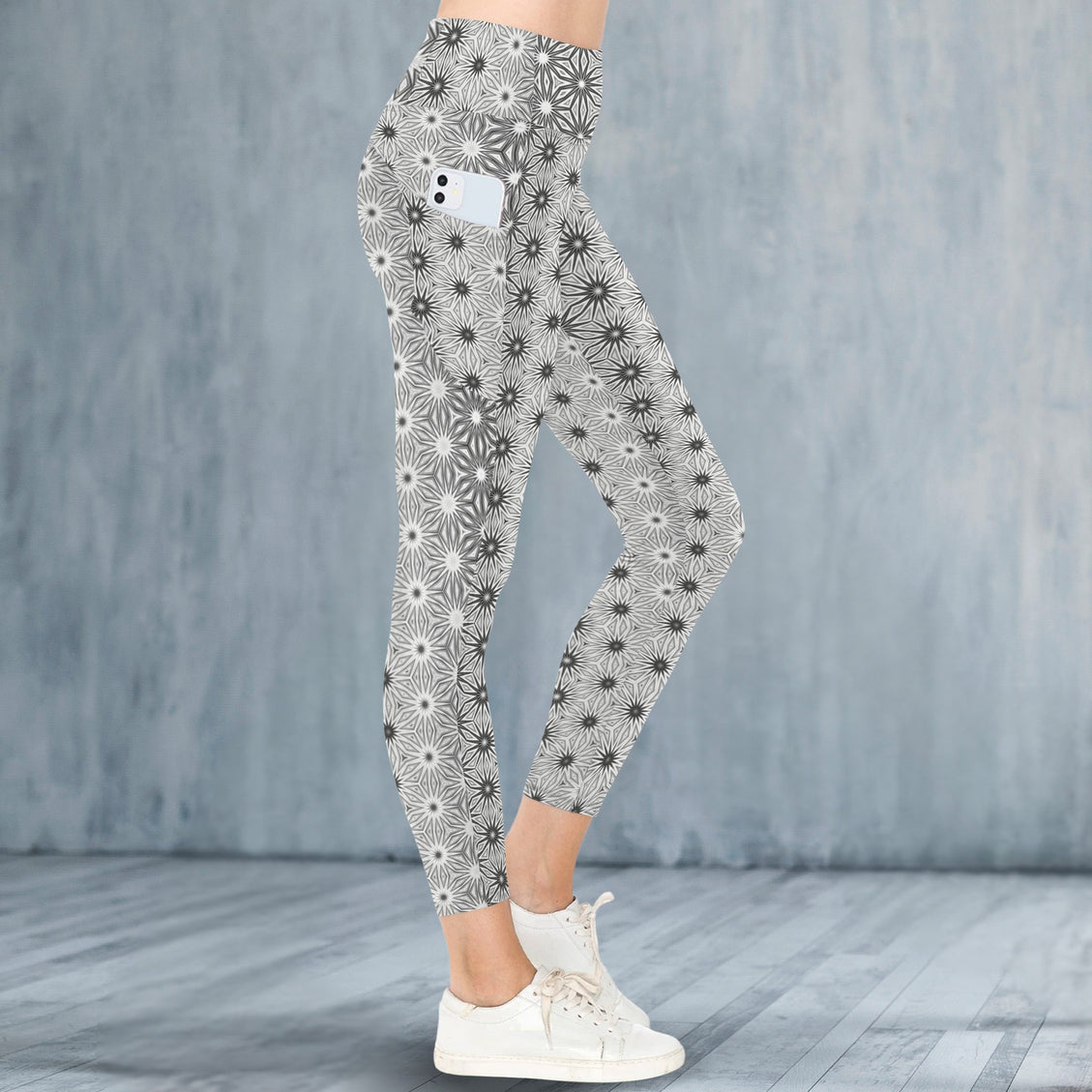 High Waist Pockets Yoga Leggings White and Black