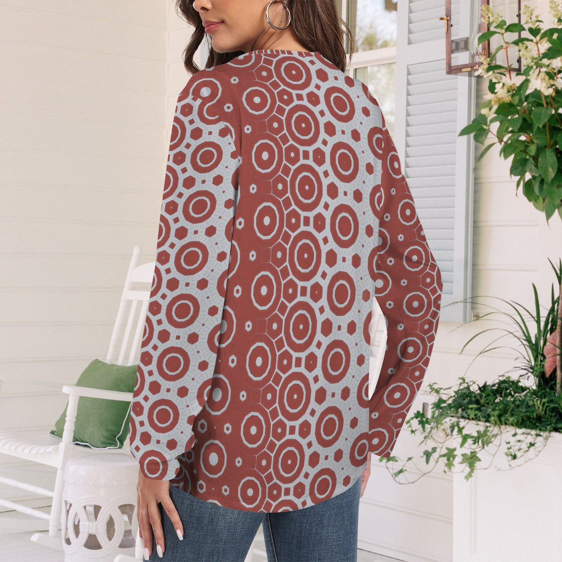 Long Sleeve Round Neck T Shirt Red and Gray Geometric