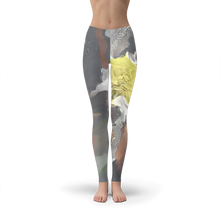 Load image into Gallery viewer, Daisy Leggings
