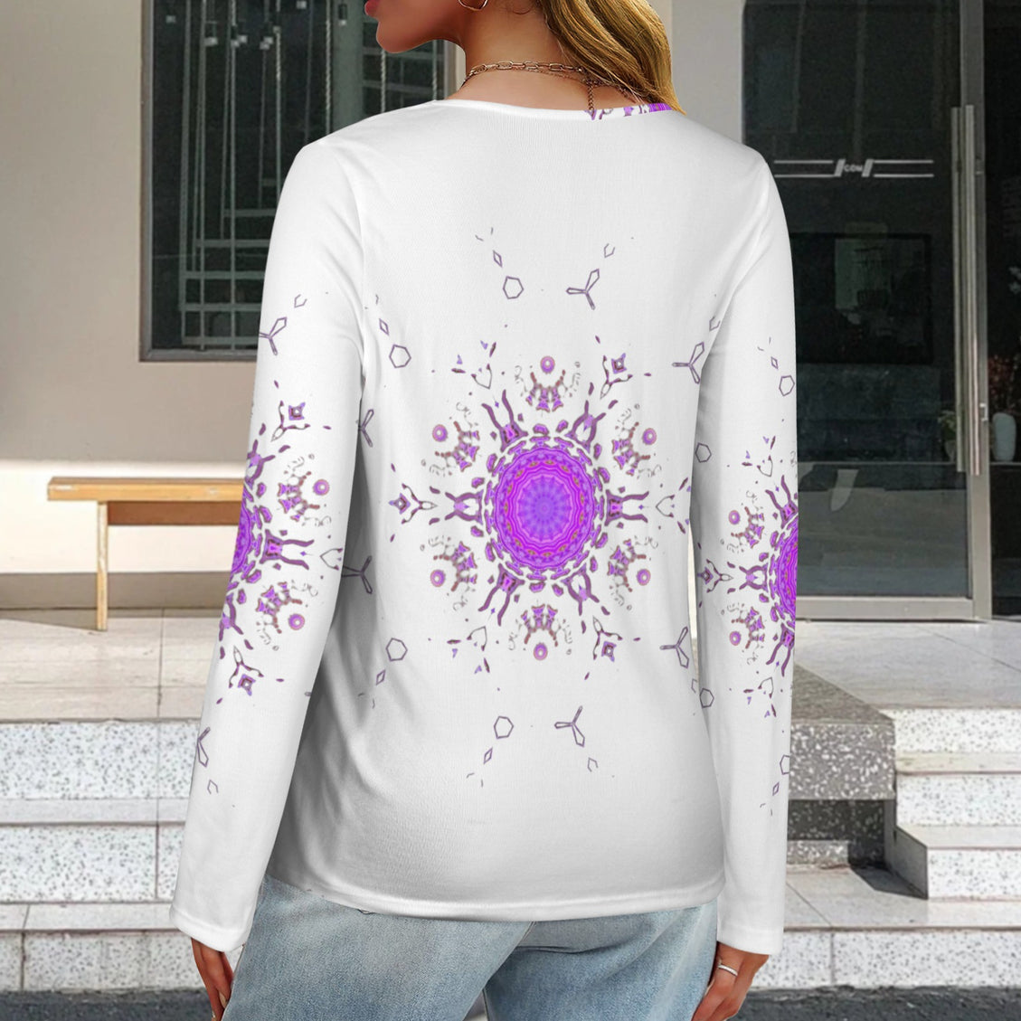 Long Sleeve V Neck Top Bergamot Medallion II